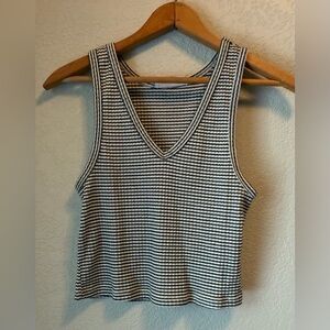 Double Zero Women’s Black & White Striped Ribbed Tank Top Size M